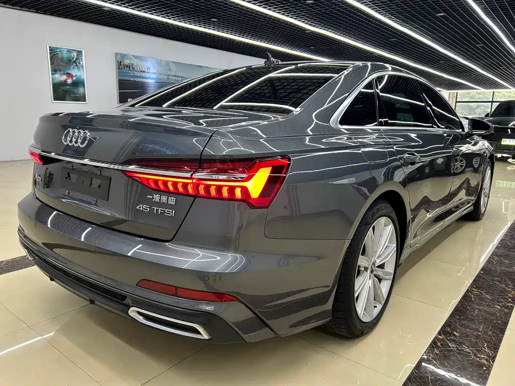 Audi A6L 2021 — фото 6