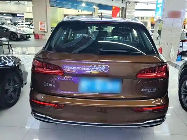 Audi Q5L 2019