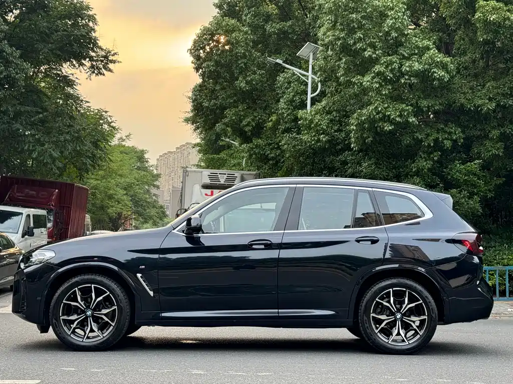 BMW X3 2022 — фото 3
