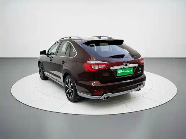 BYD S7 2015