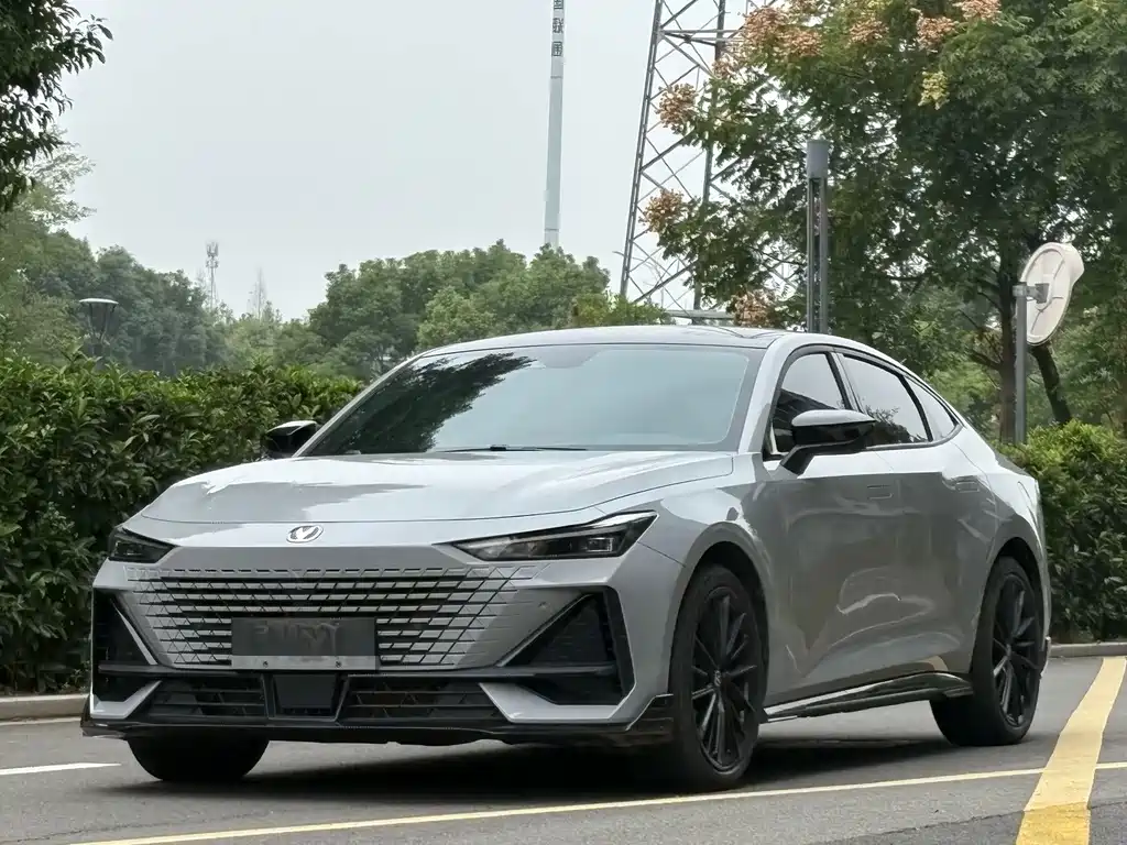 Changan UNI-V 2023