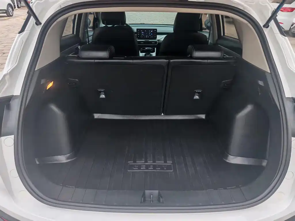 Geely Binyue 2025