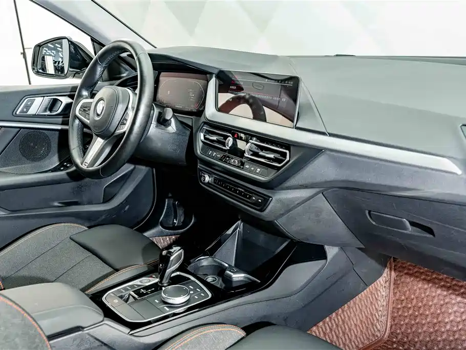 BMW 2 Series 2022 — фото 17