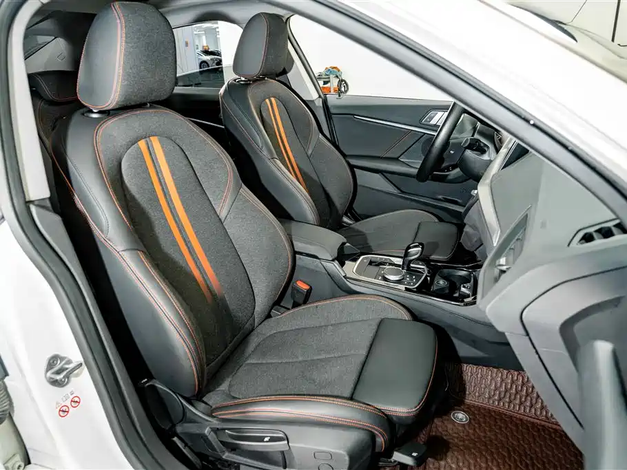 BMW 2 Series 2022 — фото 19