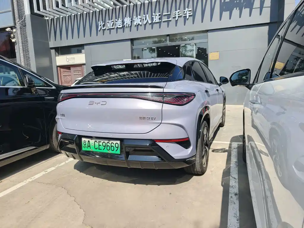 BYD Sealion 07 EV 2024 — фото 16