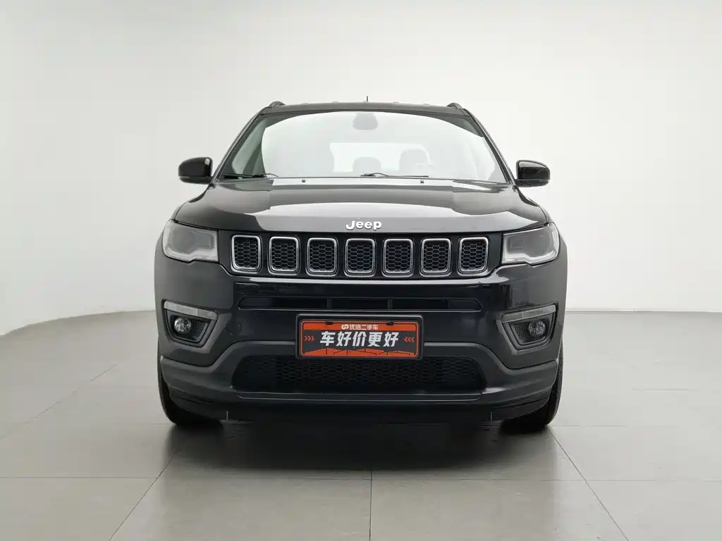 Jeep Compass 2017 — фото 3