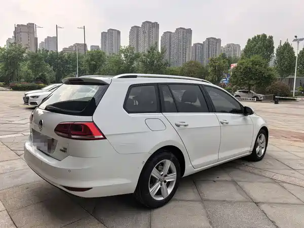 Volkswagen Golf 2014