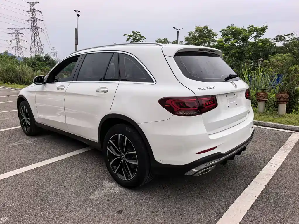 Mercedes-Benz GLC 2022 — фото 4