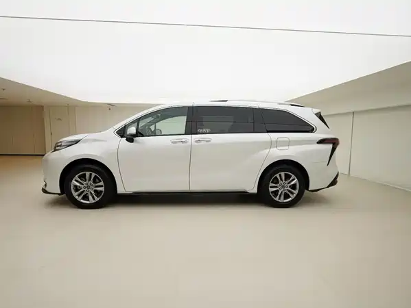 Toyota Sienna 2022
