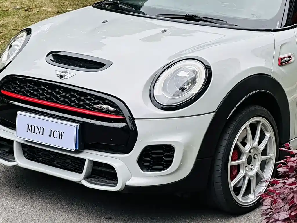 MINI JCW 2017 — фото 7