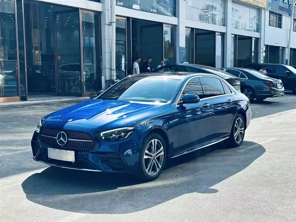 Mercedes-Benz E-Class 2021
