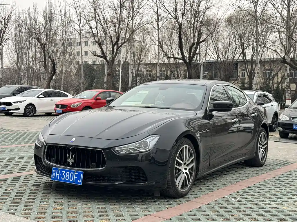 Maserati Ghibli 2015 — фото 1