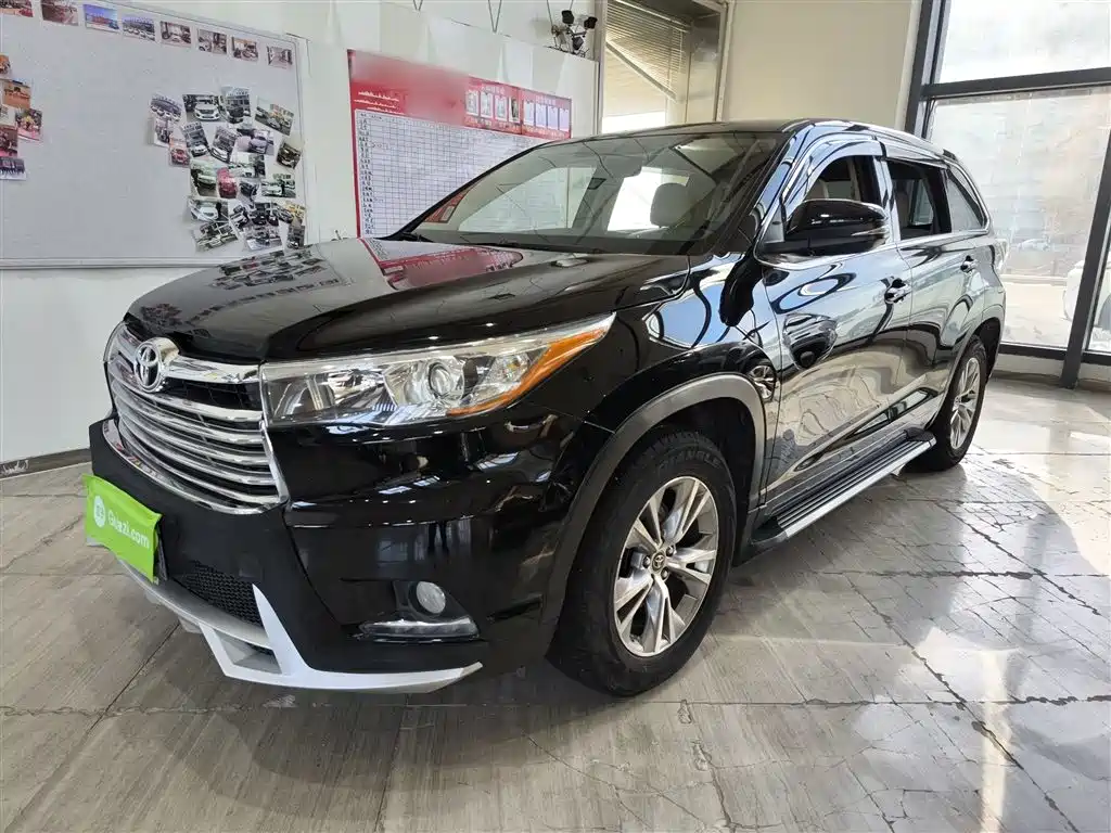 Toyota Highlander 2017 — фото 2