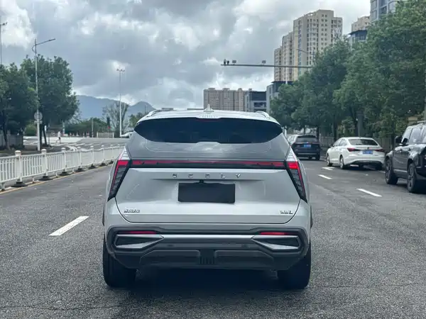 Geely Boyue L 2024