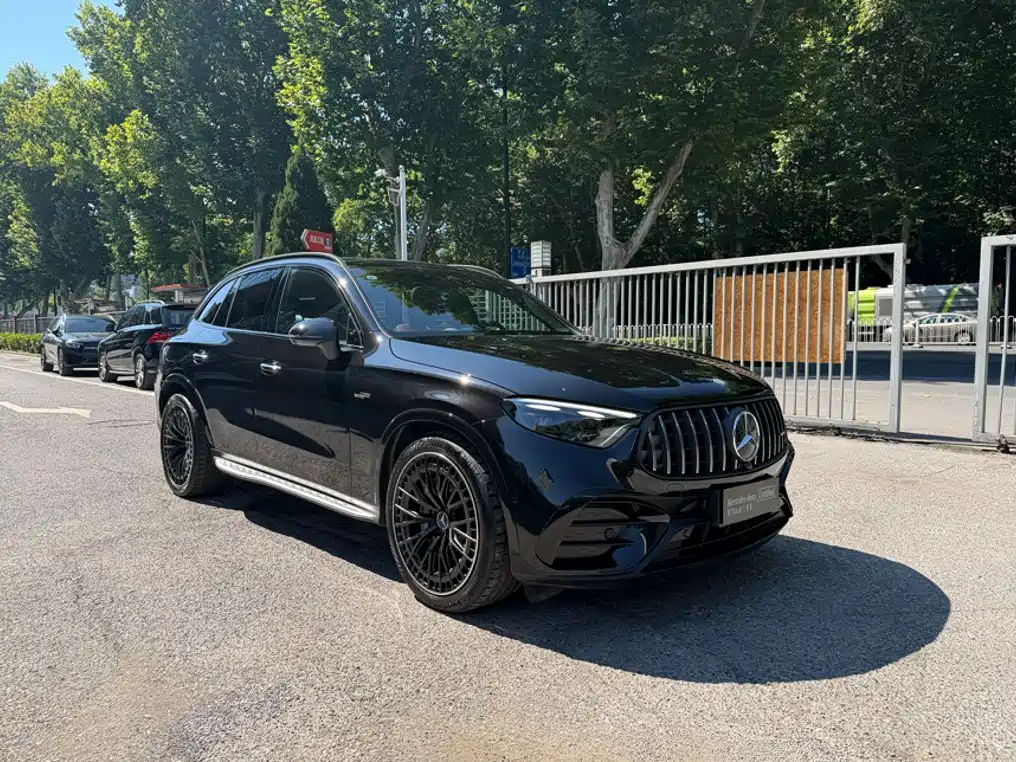 Mercedes-Benz GLC AMG 2025 — фото 2