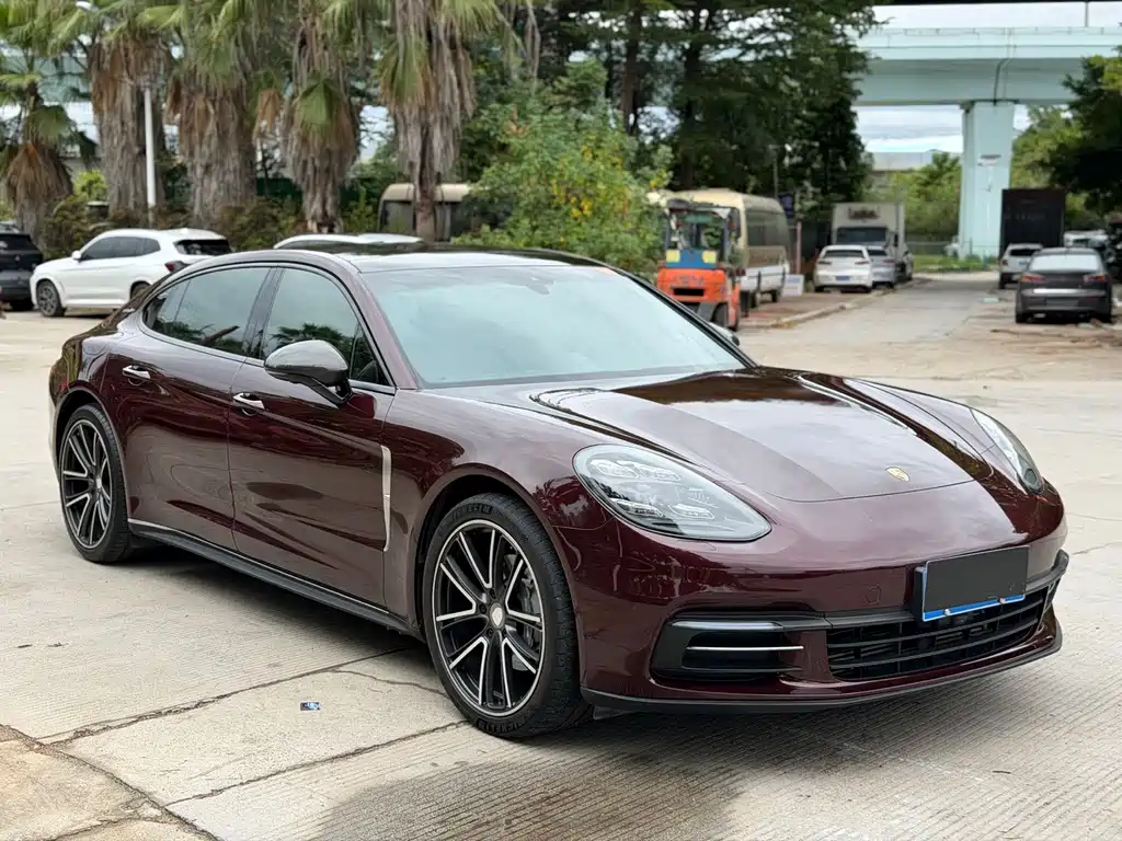 Porsche Panamera 2018 — фото 3