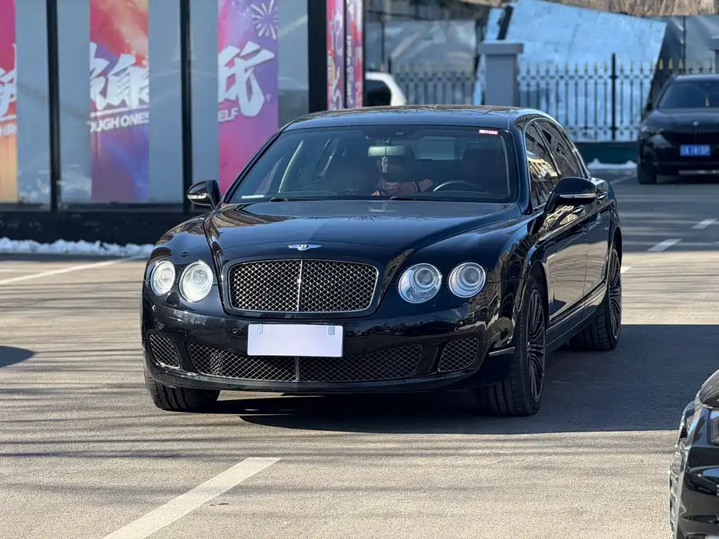 Bentley Flying Spur 2011 — фото 1