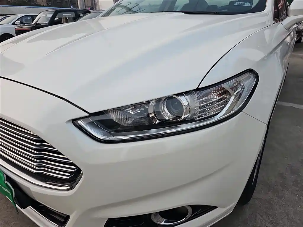 Ford Mondeo 2016 — фото 15