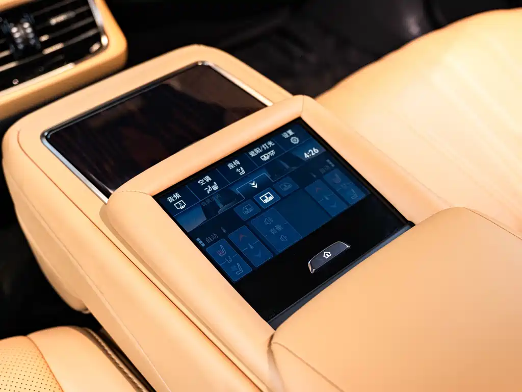 Lexus LS 2021 — фото 19