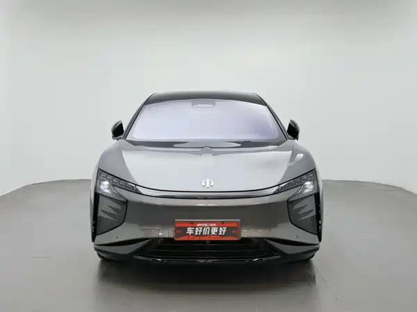 HiPhi X 2022