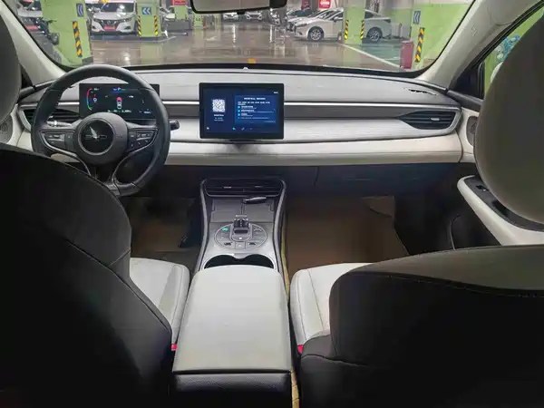 BYD Seal 05 DM-i 2025