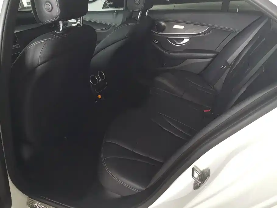 Mercedes-Benz C-Class 2020 — фото 11
