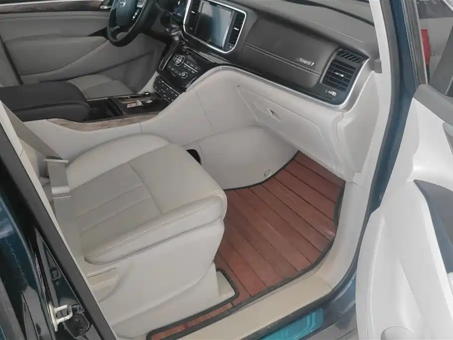 GAC Motor Trumpchi M8 2019 — фото 8