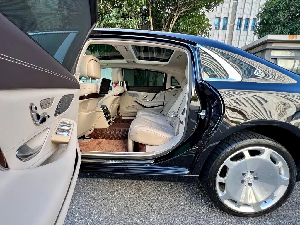 Mercedes-Benz Maybach S-Class 2015 — фото 15
