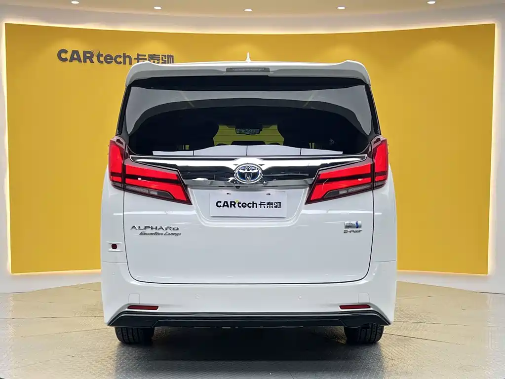 Toyota Alphard 2020 — фото 36