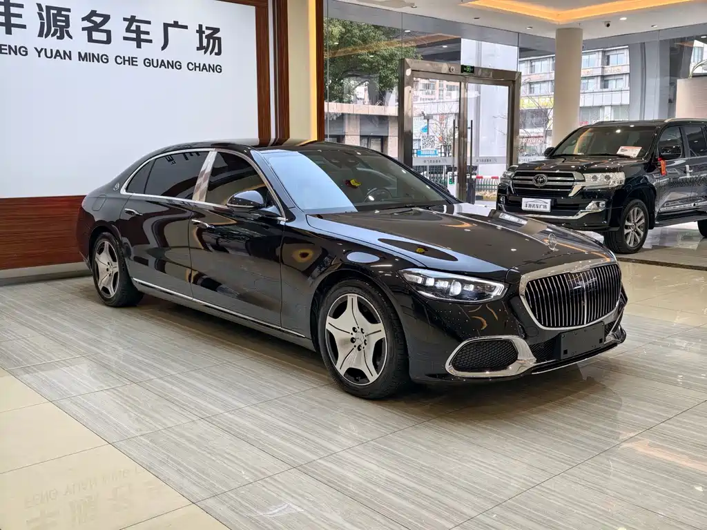 Mercedes-Benz Maybach S-Class 2023