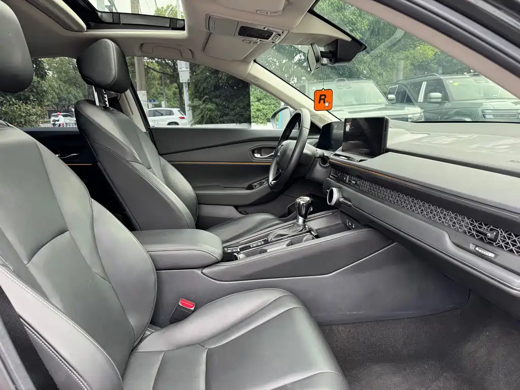 Honda Accord 2023 — фото 19