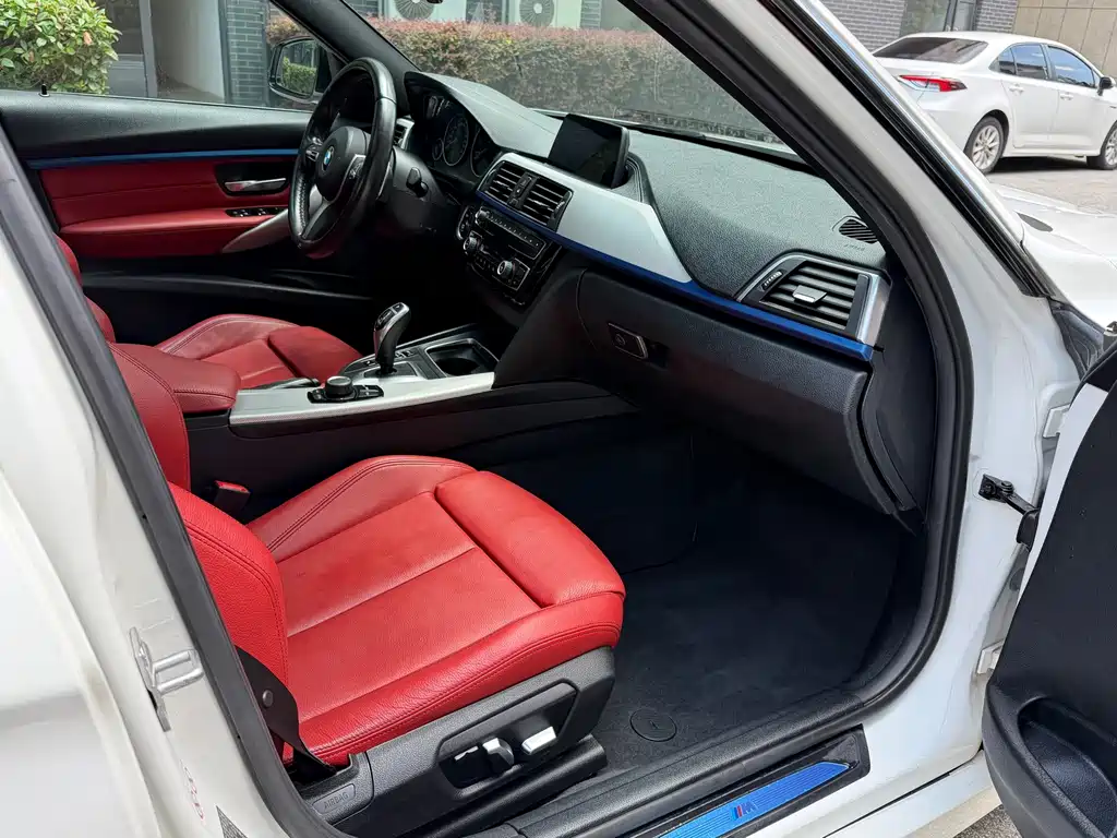 BMW 3 Series 2019