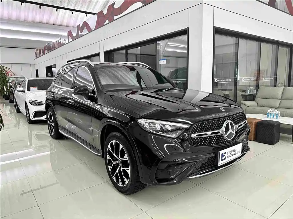 Mercedes-Benz GLC 2023