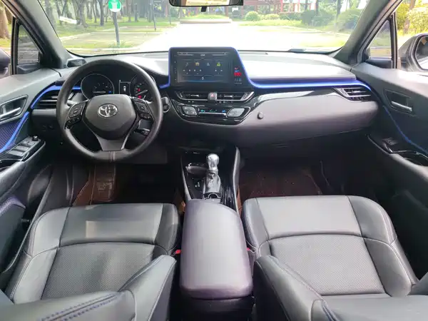 Toyota C-HR 2021