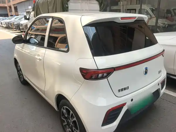 Brilliance Xinri i03A 2023