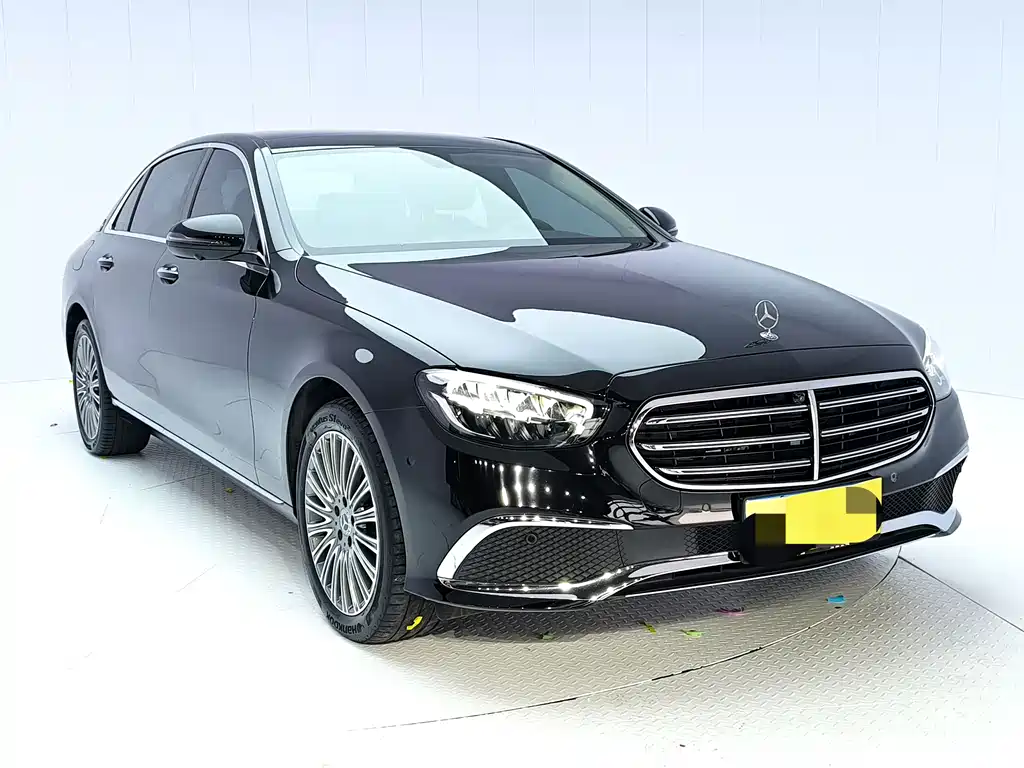 Mercedes-Benz E-Class 2023 — фото 2