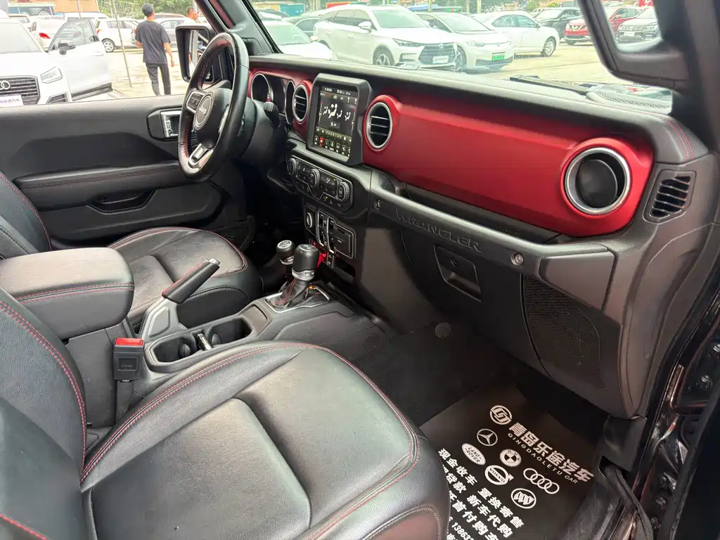 Jeep Wrangler 2024 — фото 10