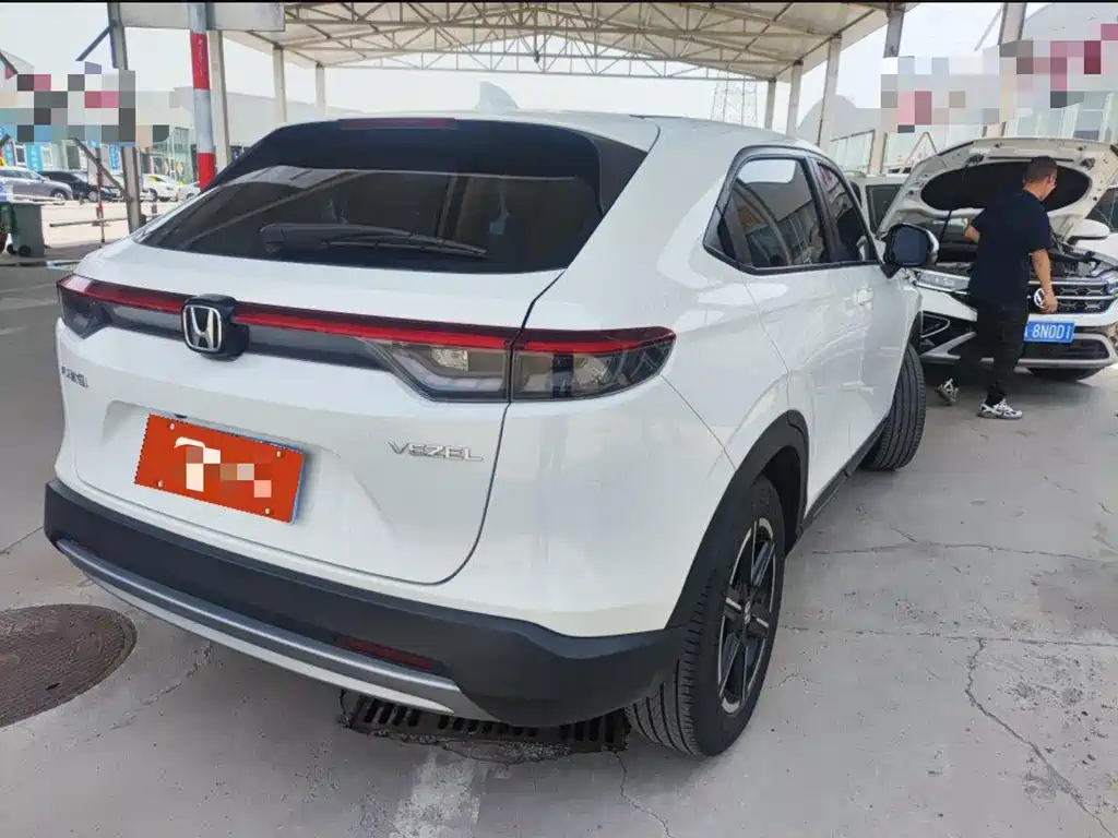 Honda Vezel 2023 — фото 4