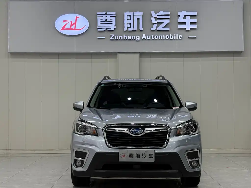 Subaru Forester 2021 — фото 2