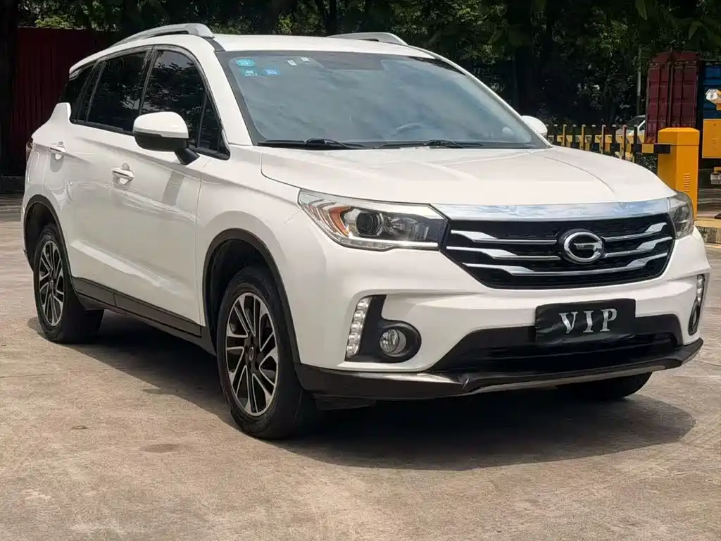 GAC Trumpchi GS4 2018 — фото 1