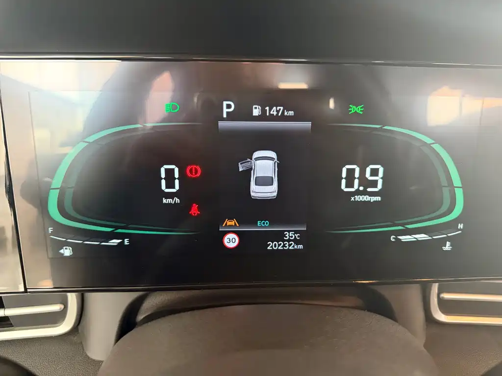 Hyundai Elantra 2023
