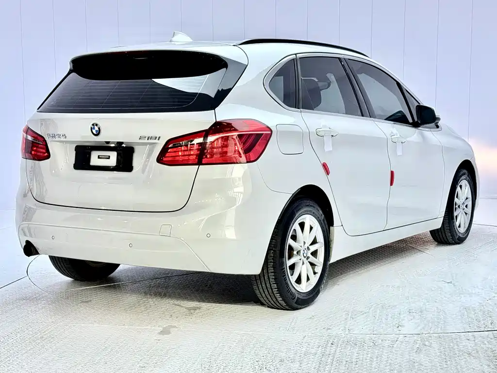 BMW 2 Series Active Tourer 2018 — фото 6