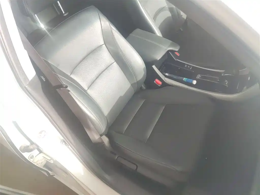 Honda Accord 2016 — фото 17