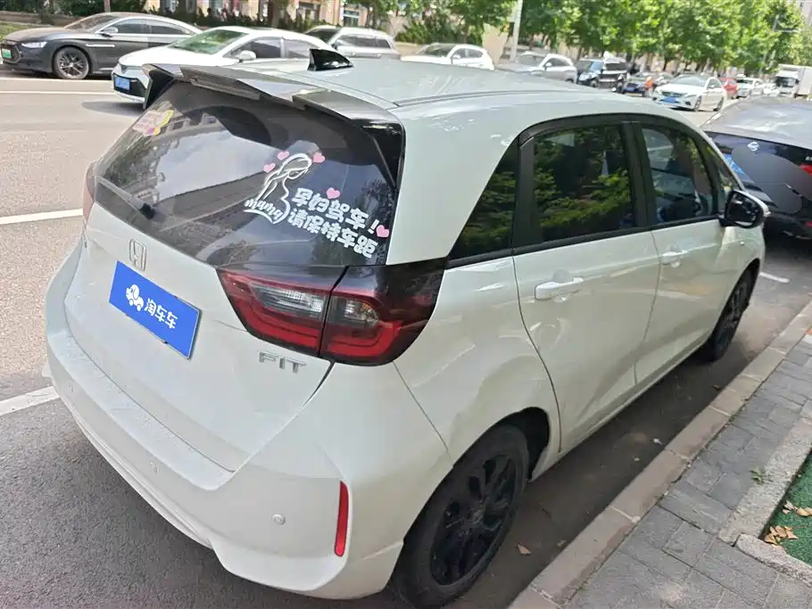 Honda Fit 2022 — фото 3