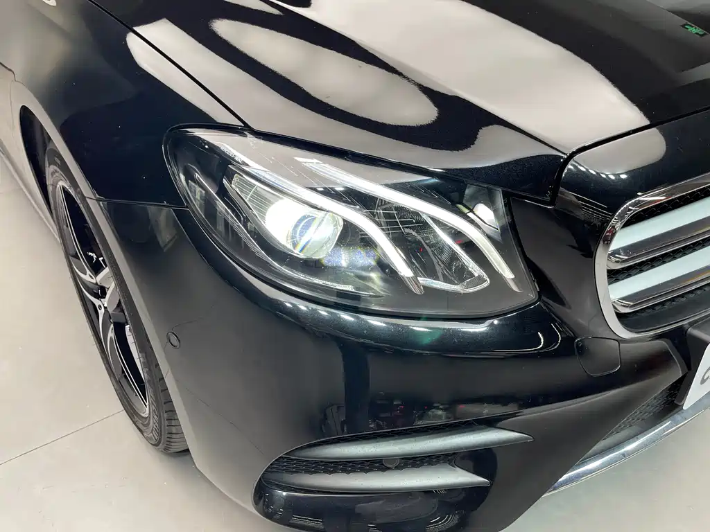 Mercedes-Benz E-Class 2020 — фото 25