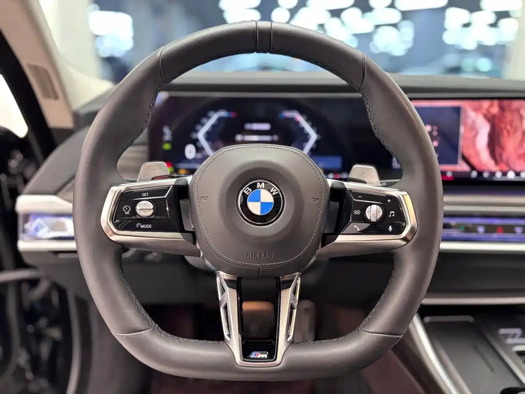 BMW 7 Series 2024 — фото 19
