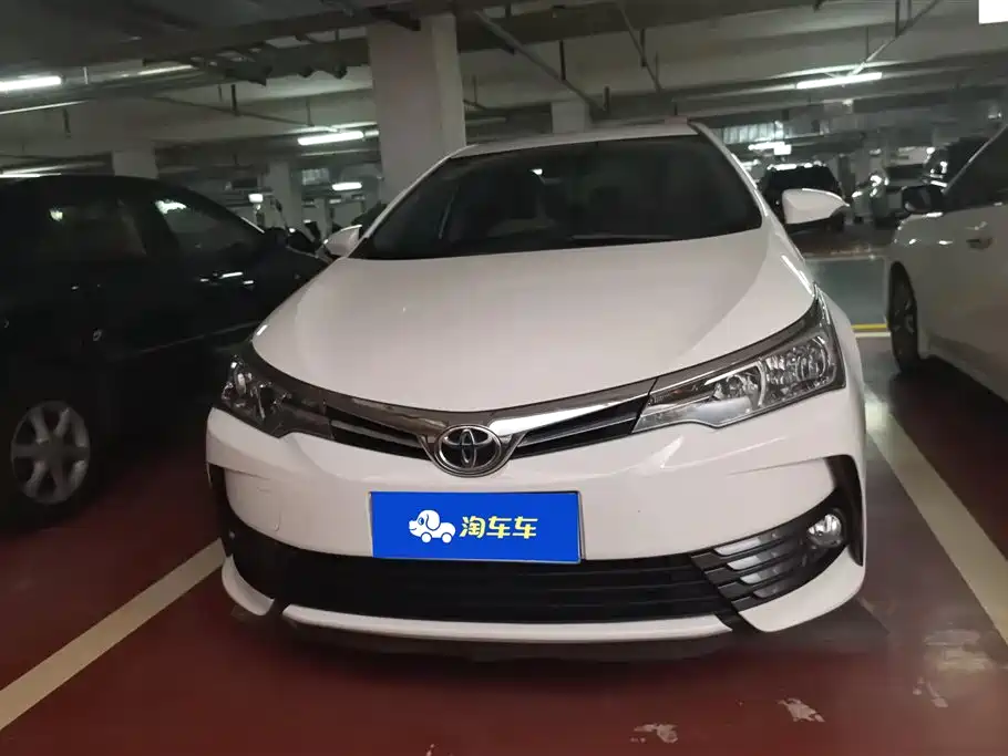 Toyota Corolla 2017 — фото 2