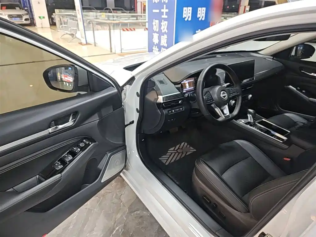 Nissan Teana 2024 — фото 16