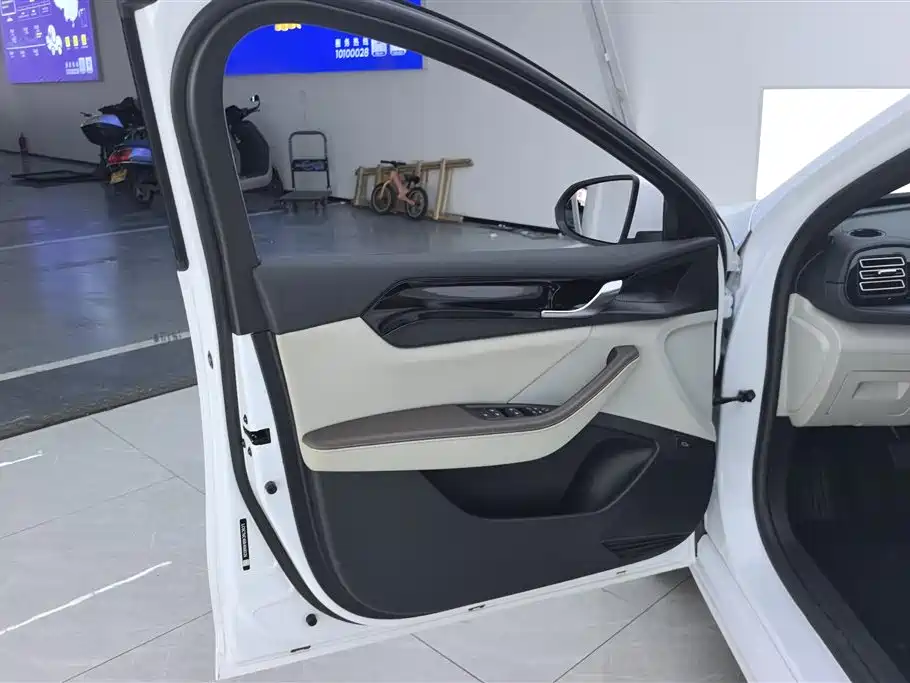 BYD Qin PLUS 2024 — фото 7