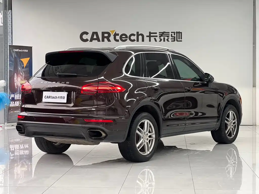 Porsche Cayenne 2015 — фото 11